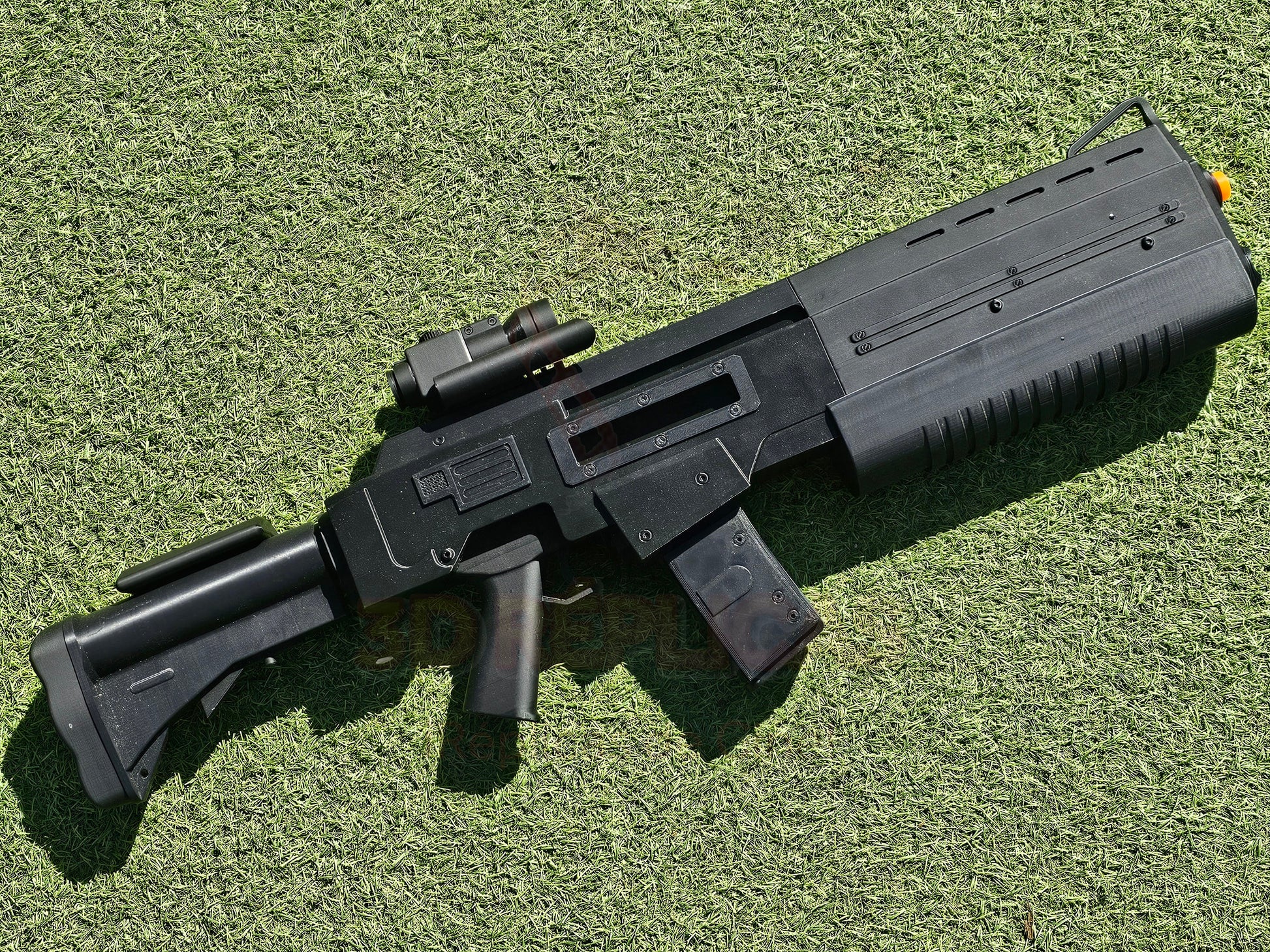 Doom G36 "Sarge" Assault Rifle Prop Replica Gun - by DreamofProps