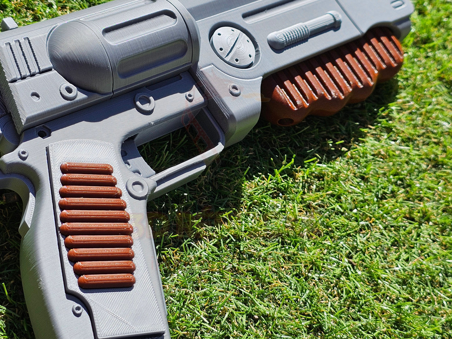 Fallout Maximus 10mm Revolver Prop Replica Lucy Pistol Cosplay Gun Blaster w/MOVING FEATURES 2024 TV Show