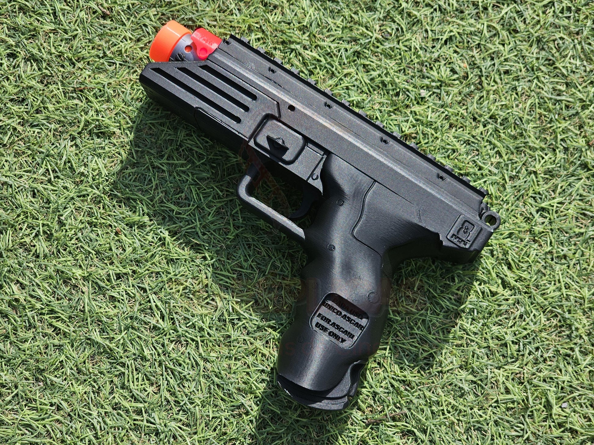 Elysium Asgari Pistol Prop Replica Gun for Cosplay - by buissonland
