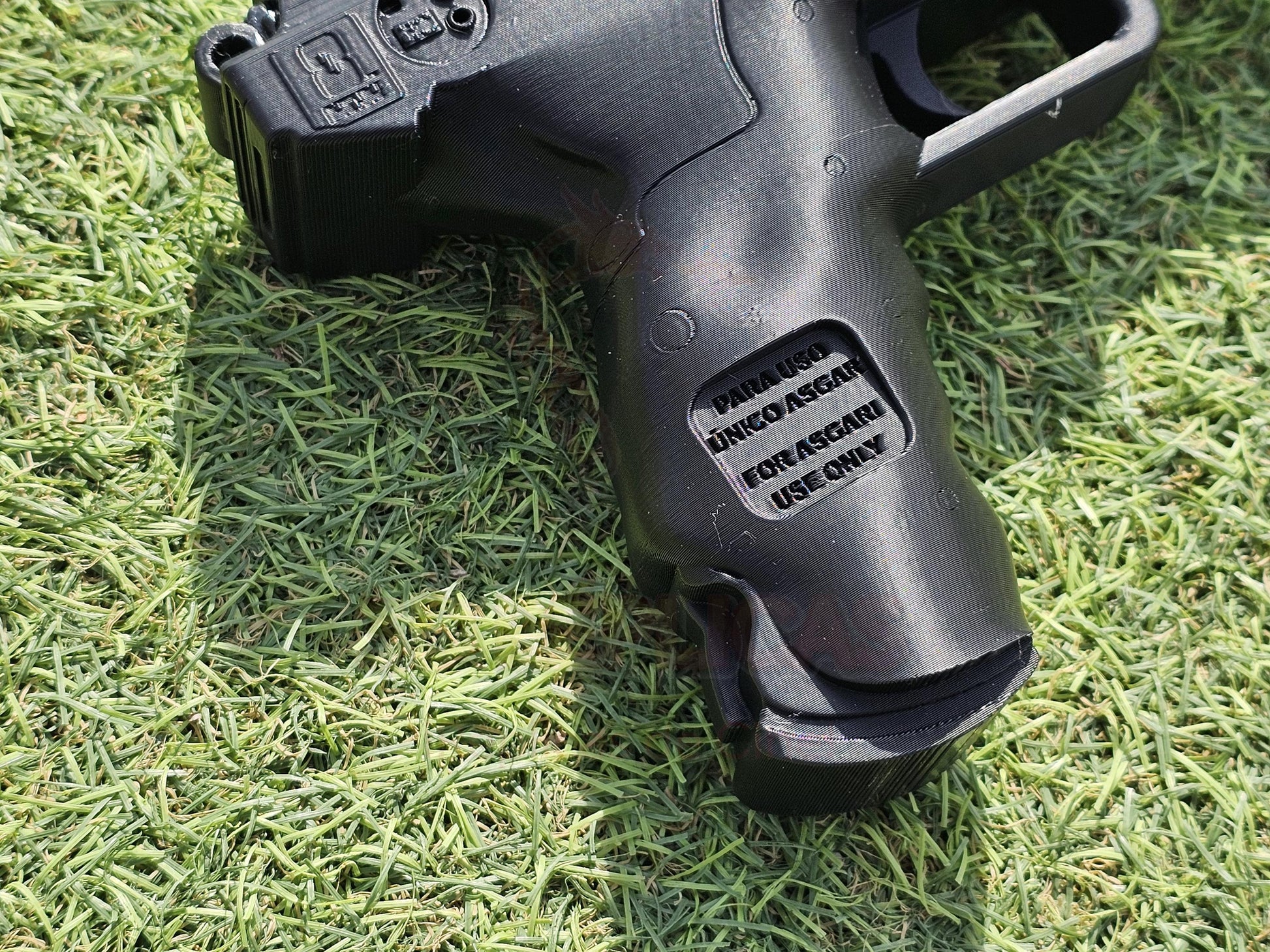 Elysium Asgari Pistol Prop Replica Gun for Cosplay - by buissonland