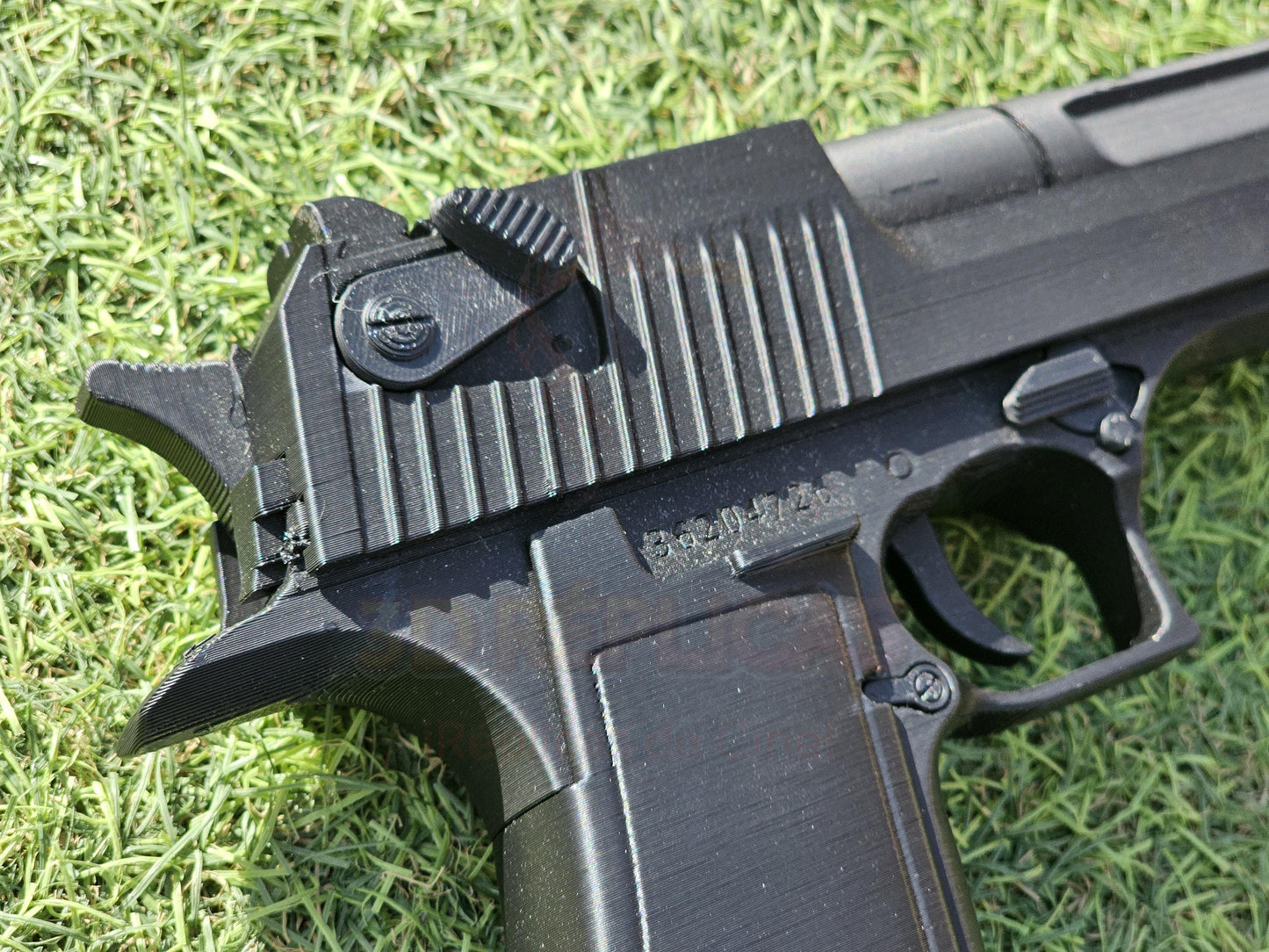 IMI Magnum Research Desert Eagle Pistol Matrix Cosplay Prop Replica Gun Agent Smith Hugo Weaving