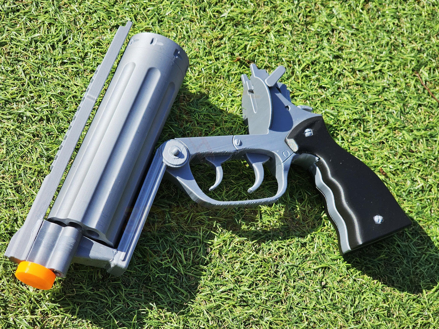 RIPD Revolver Nick Cruz (Ryan Reynolds) Gun Prop Replica Cosplay Deado Weapon