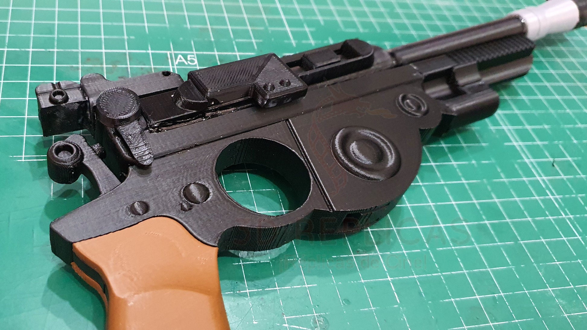 Star Wars The Mandalorian Blaster Din Djarin Pistol  Cosplay Prop Replica Gun Pedro Pascal 2020 MORE ACCURATE VERSION!