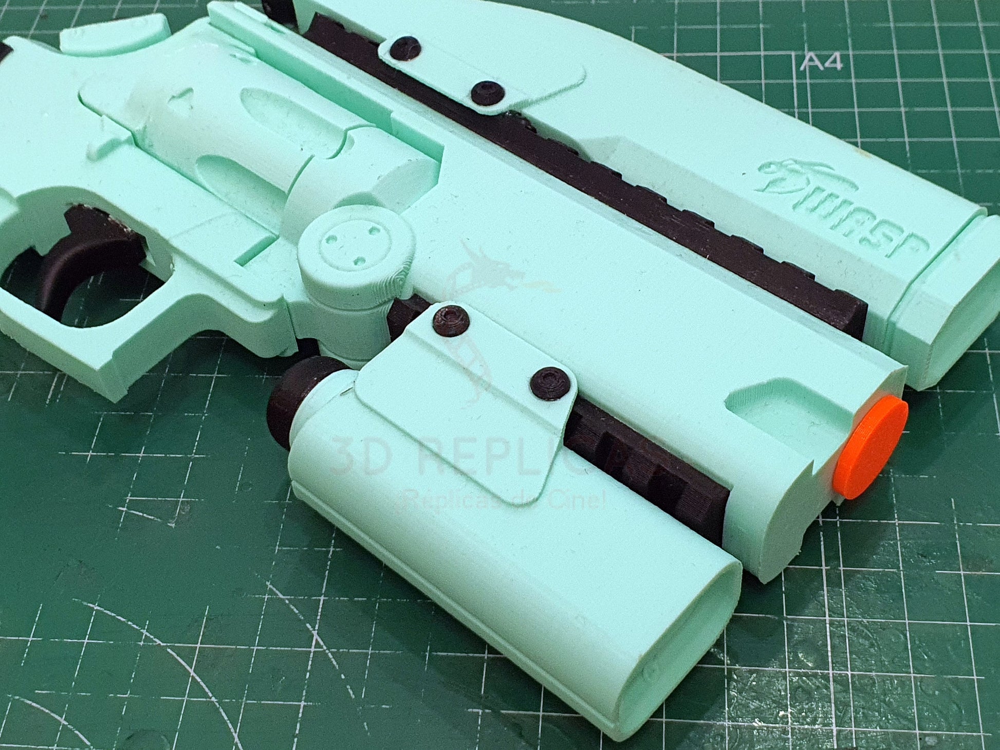Avatar WASP Quaritch Revolver Prop Replica Gun Cosplay Pistol - by buissonland