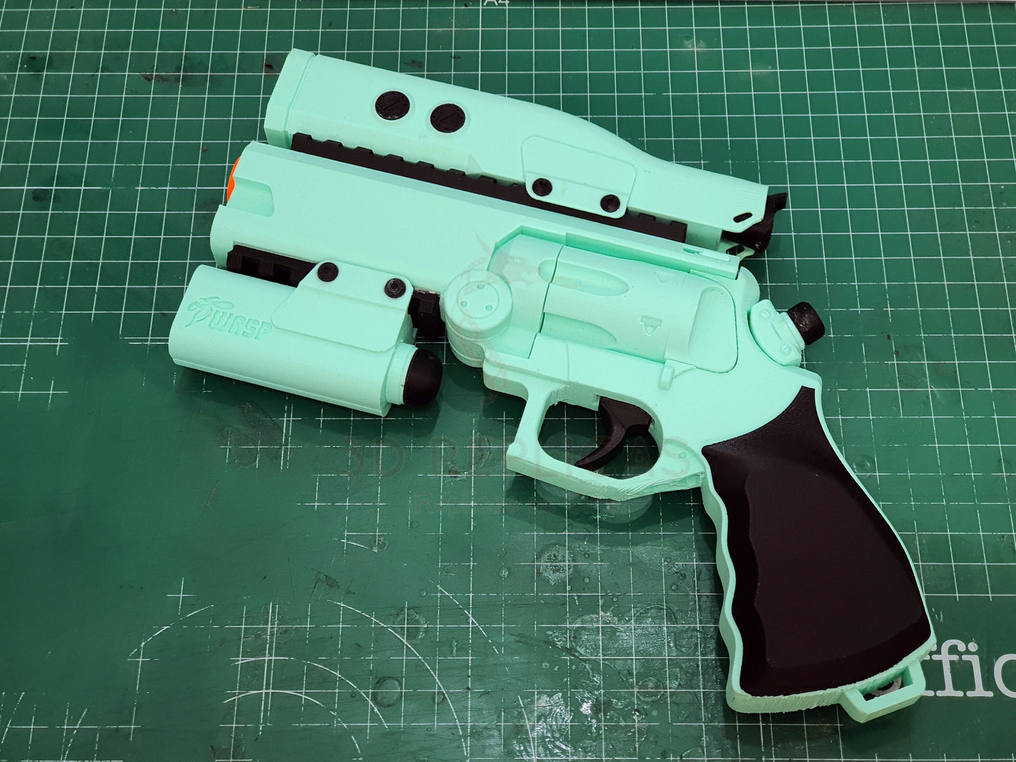 Avatar WASP Quaritch Revolver Prop Replica Gun Cosplay Pistol - by buissonland