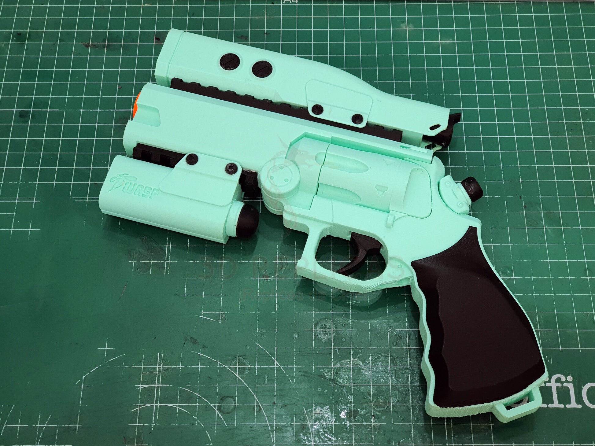 Avatar WASP Quaritch Revolver Prop Replica Gun Cosplay Pistol - by buissonland