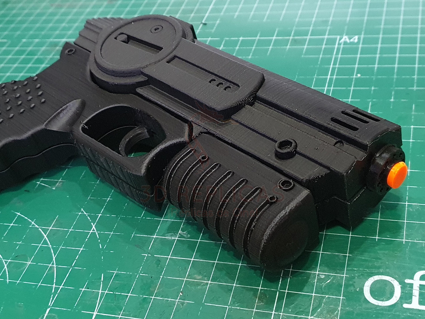 I Robot Will Smith Del Spooner Pistol Gun Blaster Cosplay Prop Replica