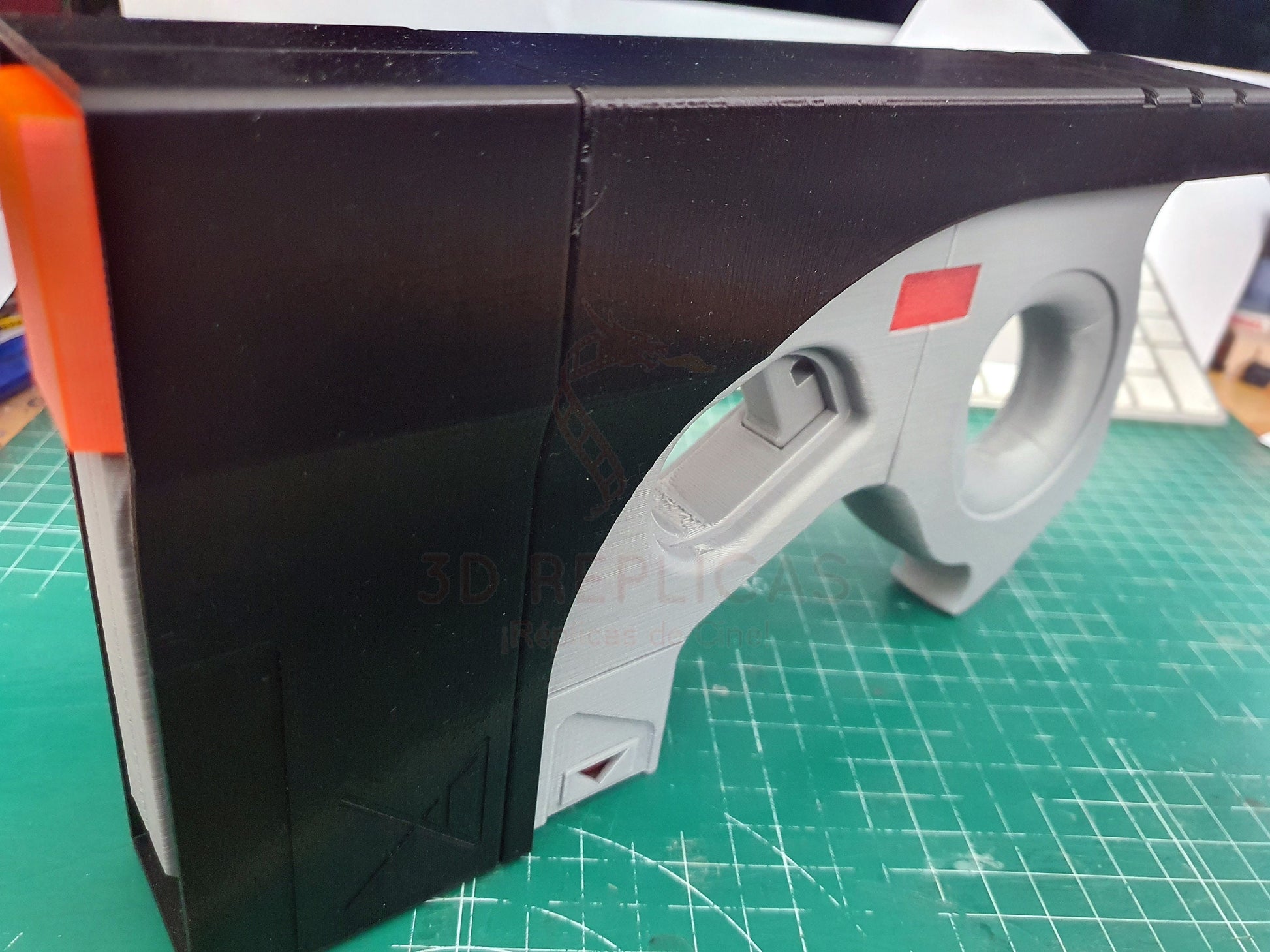 KIN Beam Pistol Prop Replica Blaster Gun Cosplay - by buissonland