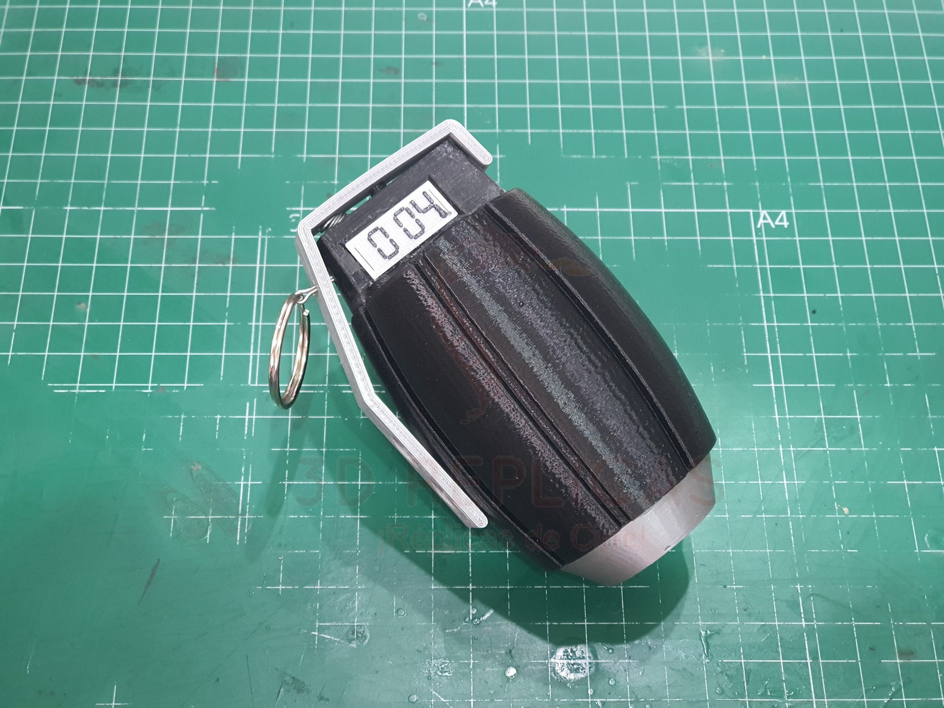 RoboCop Clarence Boddicker Hand Grenade Prop Replica Cosplay Bomb Device