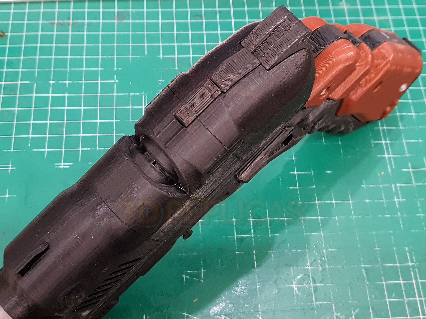 Doom 3 Hero Revolver Prop Replica Gun Pistol - by buissonland
