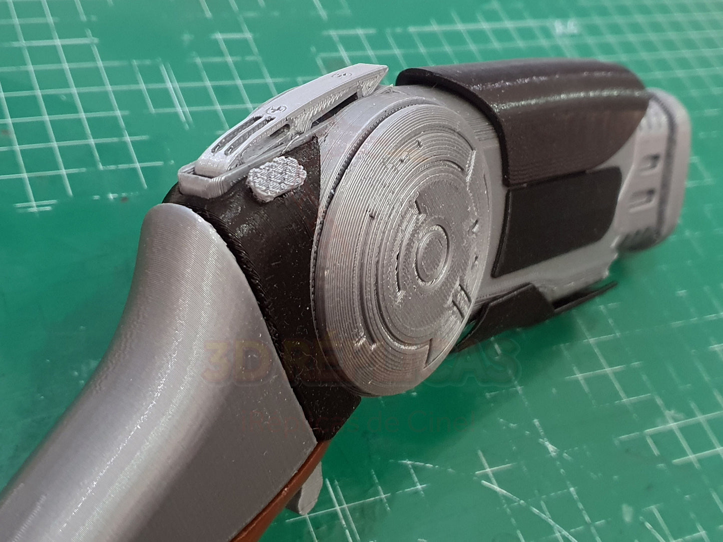 Minority Report Sonic Gun Blaster Pistol Prop Replica Cosplay - by buissonland