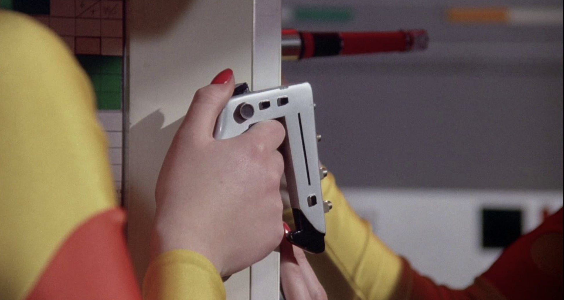 Space 1999 Stun Gun Prop Replica Pistol Cosplay Blaster