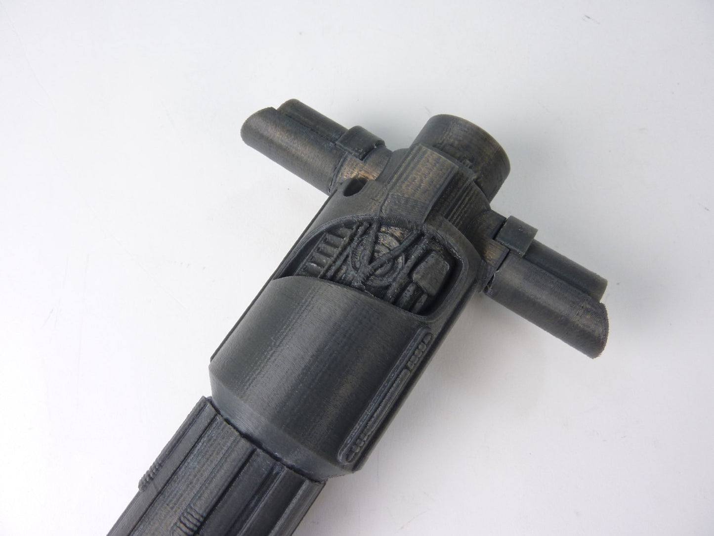 Kylo Ren Lightsaber - Star Wars Episode VIII Force Awakens - RANDOM COLOR