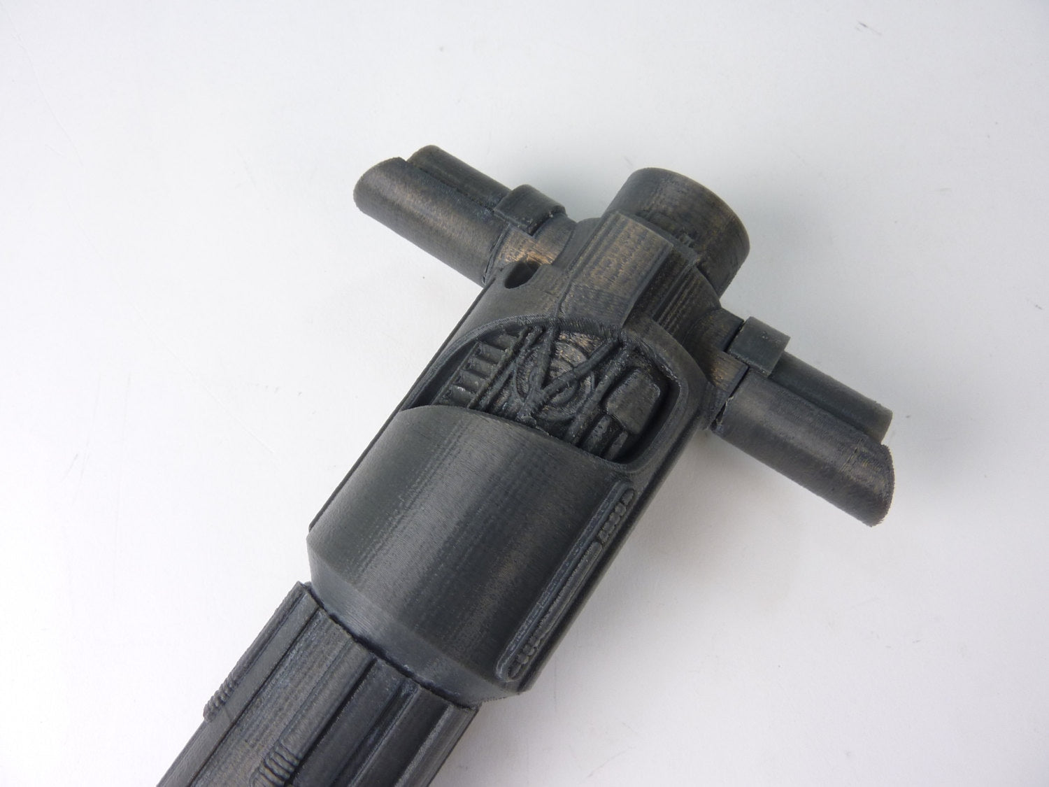 Kylo Ren Lightsaber - Star Wars Episode VIII Force Awakens - RANDOM COLOR