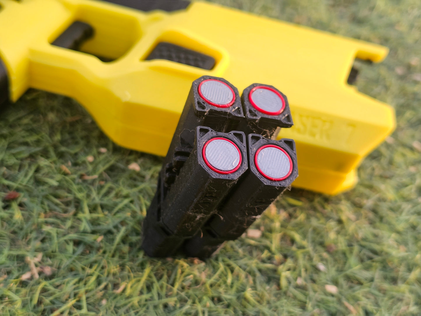 Taser 7 Gun Pistol Prop Replica Cosplay - YELLOW