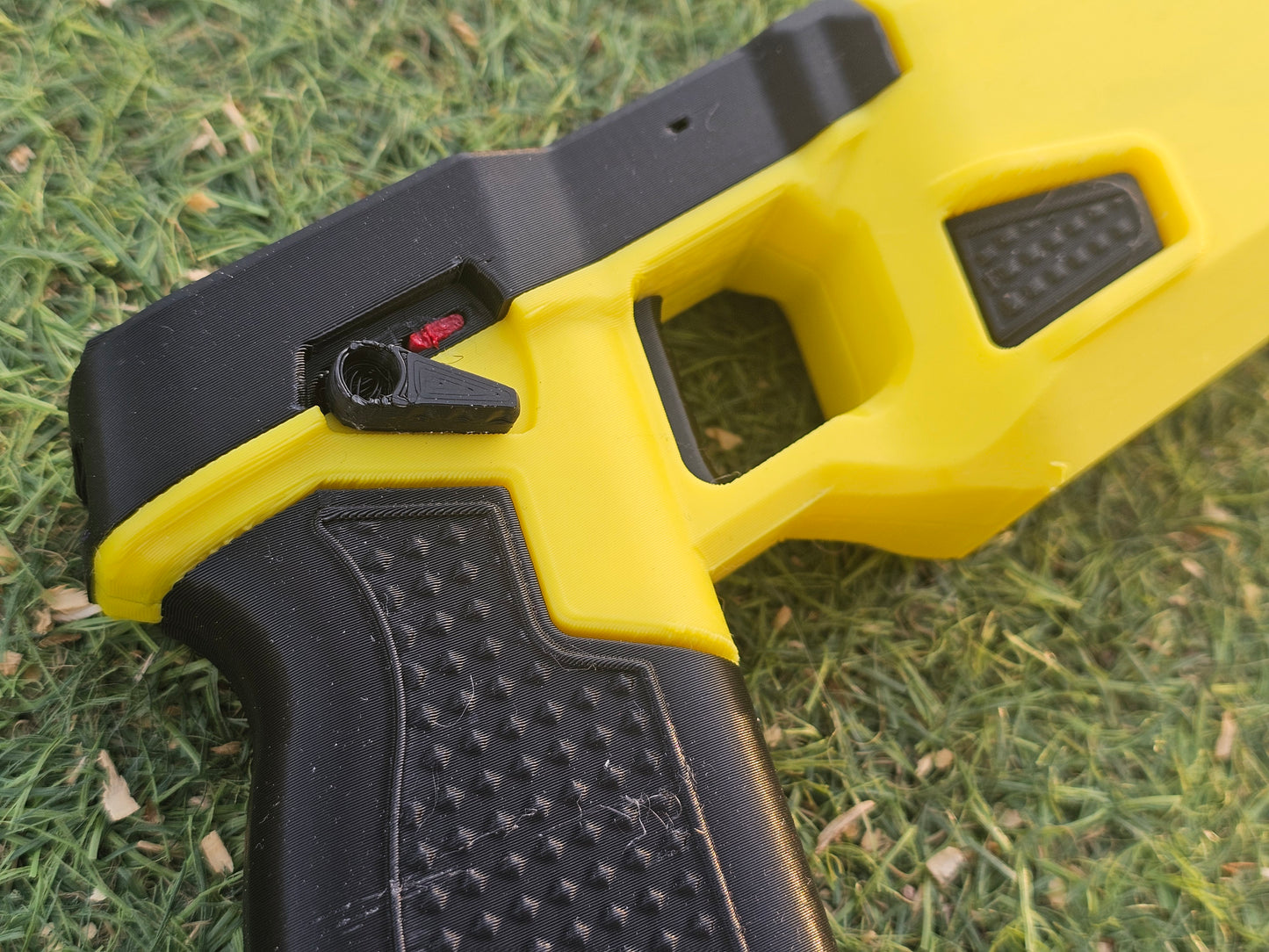 Taser 7 Gun Pistol Prop Replica Cosplay - YELLOW