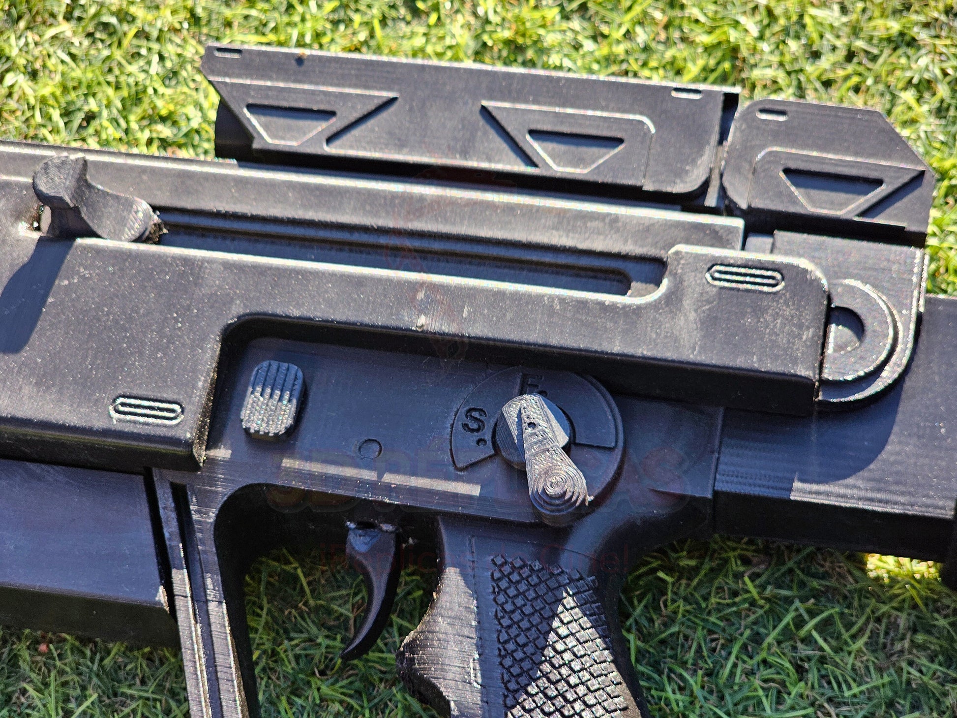 Ghost in the Shell Major's TAVOR SMG Submachine Gun Cosplay Prop Replica - by buissonland