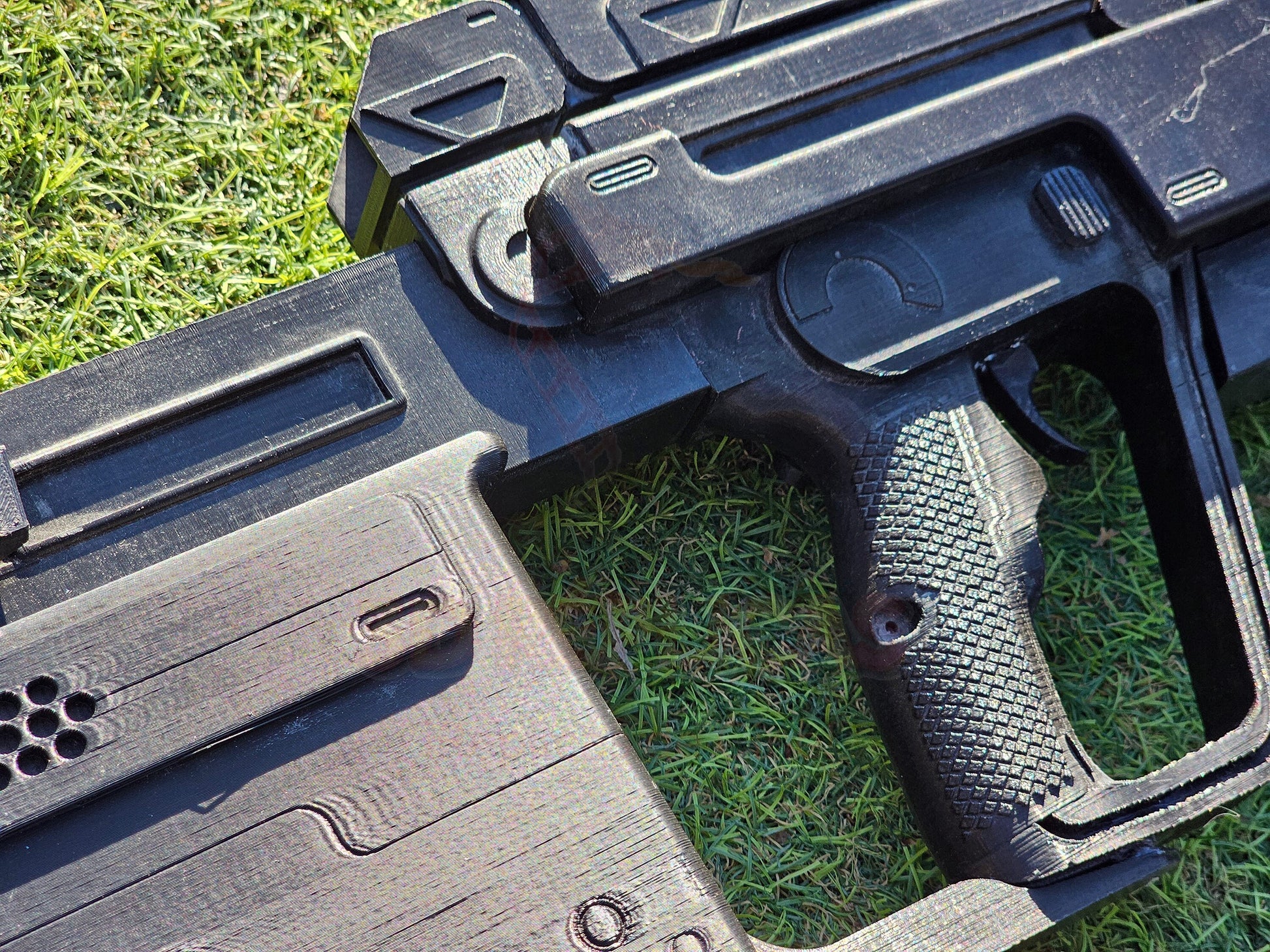 Ghost in the Shell Major's TAVOR SMG Submachine Gun Cosplay Prop Replica - by buissonland