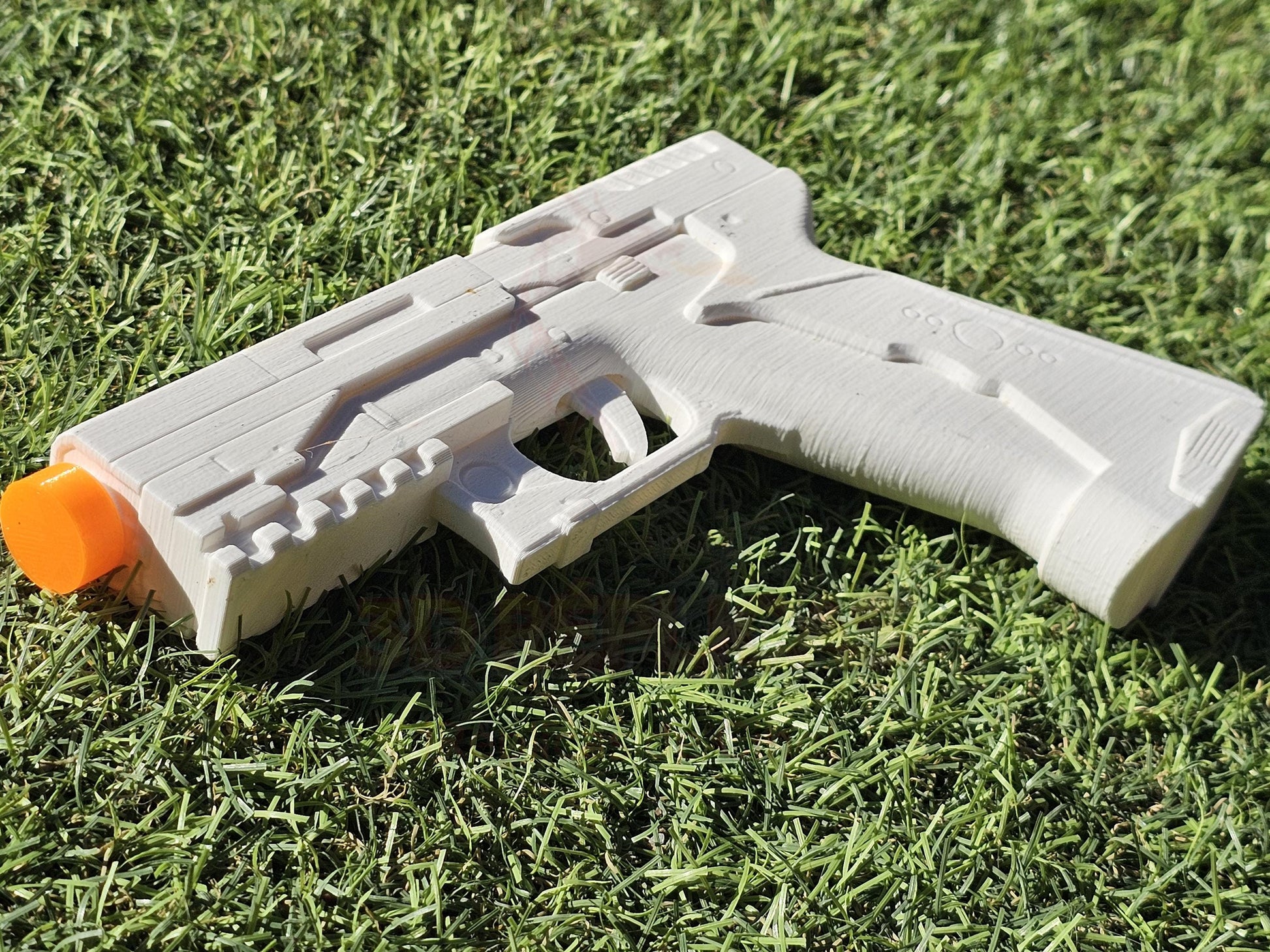 Ghost in the Shell Major's Thermoptic Pistol Blaster Gun Cosplay Prop Replica - WHITE