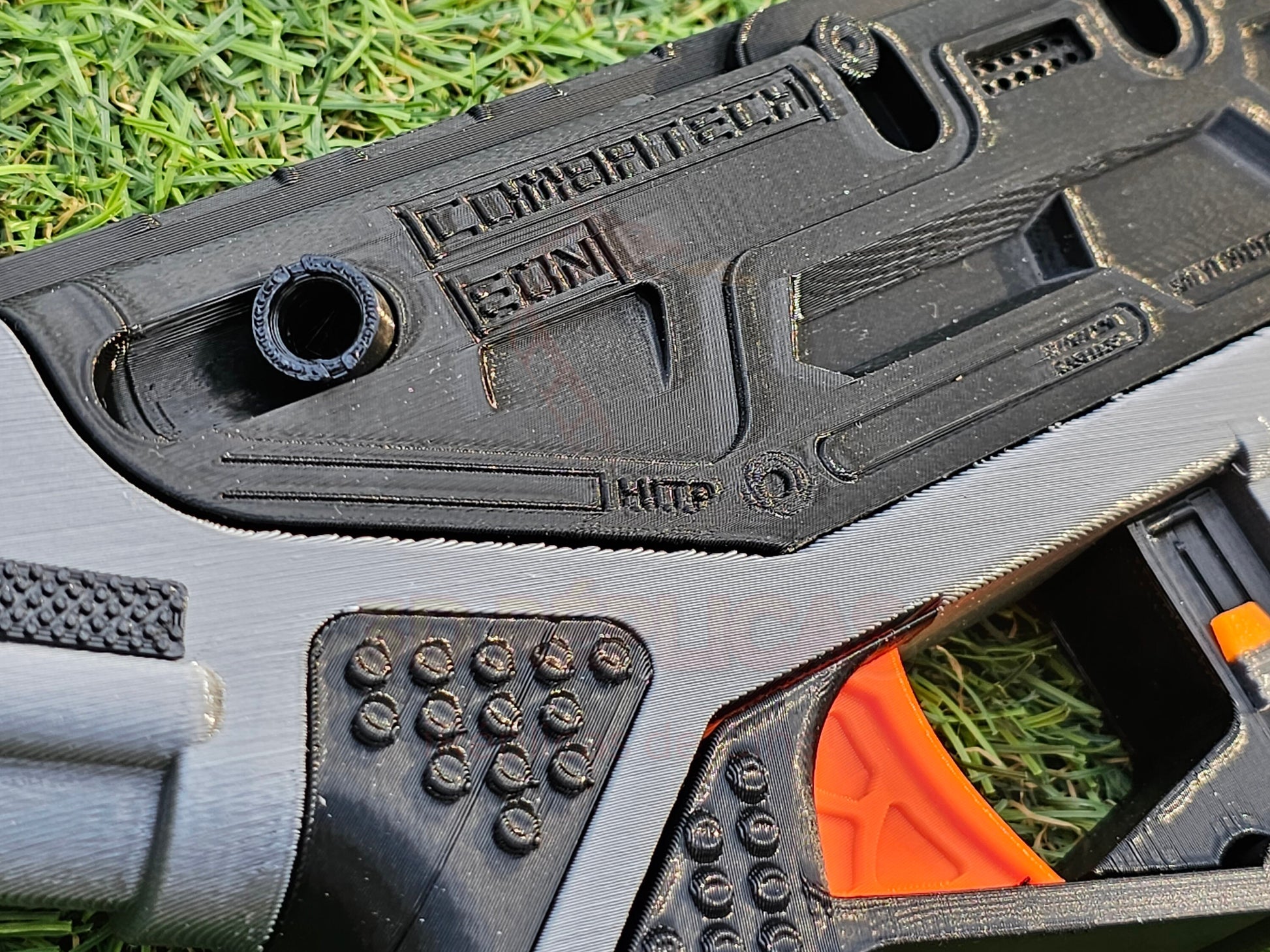 Starfield's Combatech EON Blaster HandGun Cosplay Prop Replica Gun Pistol - by DreamOfProps